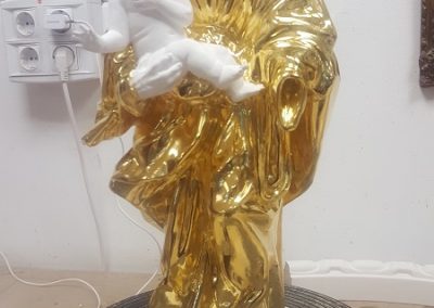 Dorado oro fino, escultura de San José. Obra del escultor Jesús Cepeda, 35 cm
